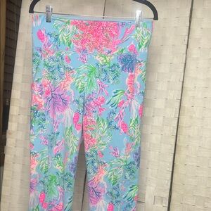 Lilly Pulitzer Luxletic Weekender Leggings – Neptune’s Net Blue Pink – Size L